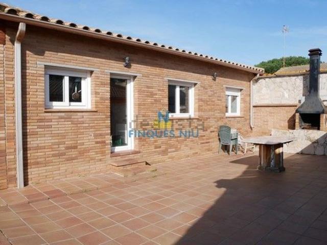 Chalet, Vidreres