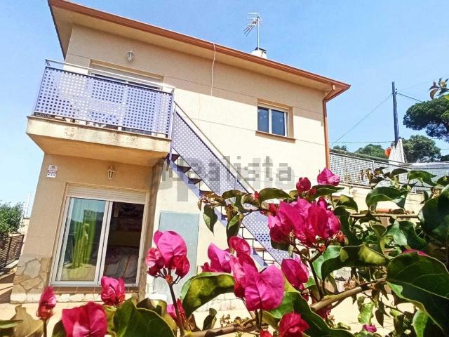 Chalet, Vidreres