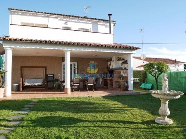 Chalet, Vidreres