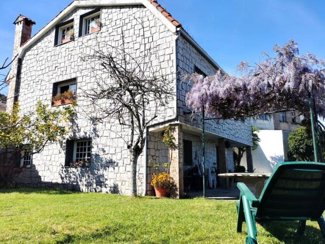 Chalet, Vigo