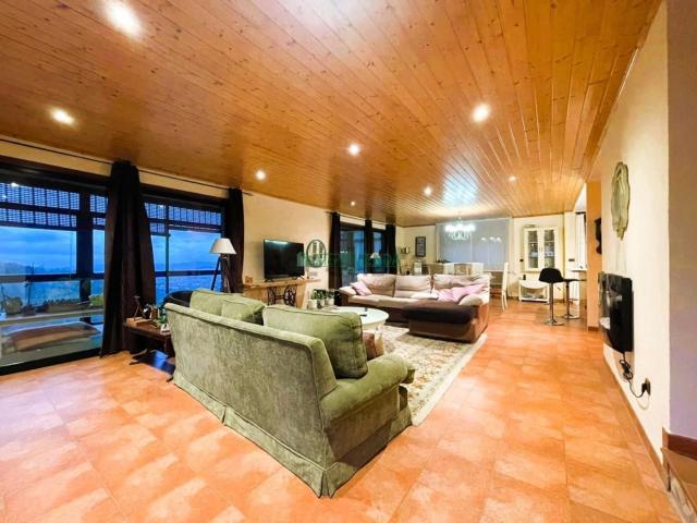 Chalet, Vigo