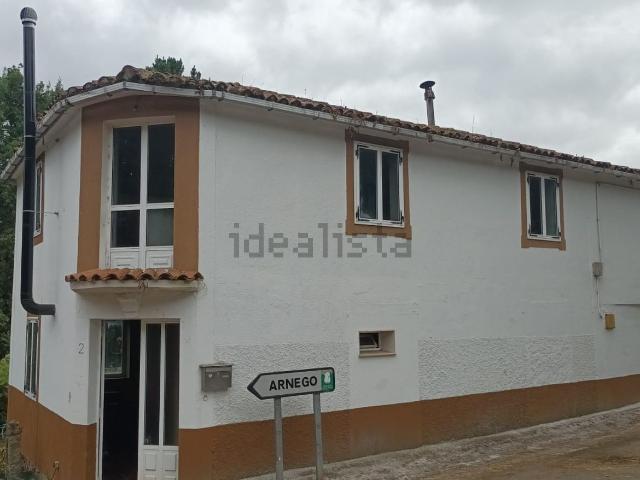 Chalet, Vila de Cruces