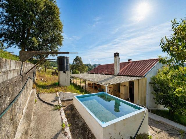 Chalet, Vila de Cruces