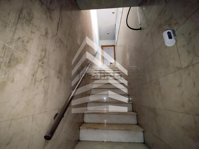 Chalet, Vila Sacra
