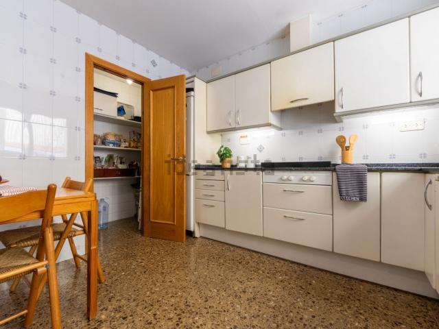 Chalet, Vila Seca