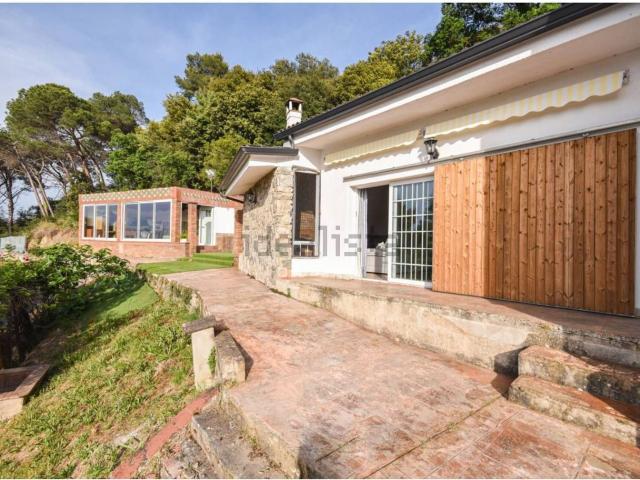 Chalet, Vilanova del Vallès