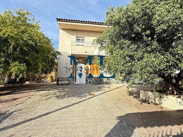 Chalet, Vilanova i la Geltrú