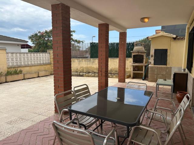 Chalet, Vilanova i la Geltrú