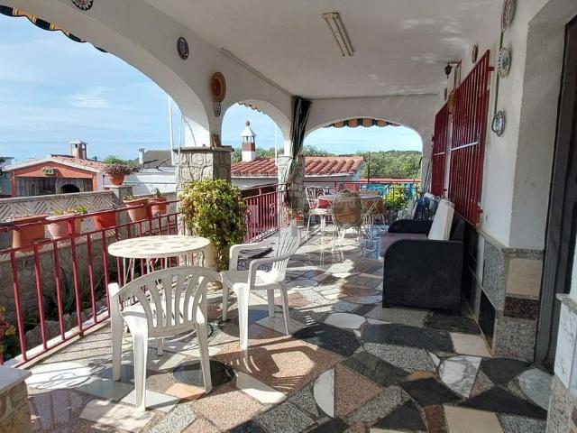 Chalet, Vilanova i la Geltrú