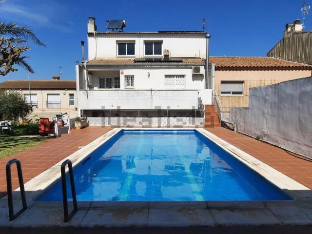 Chalet, Vilanova i la Geltrú