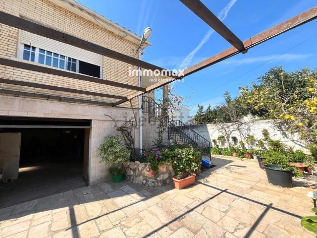 Chalet, Vilanova i la Geltrú