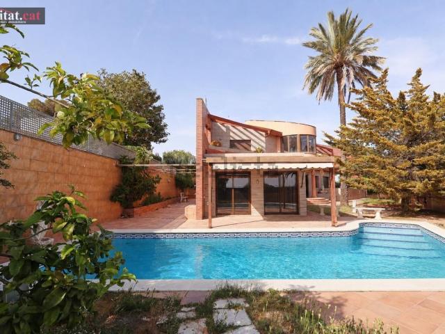 Chalet, Vilanova i la Geltrú
