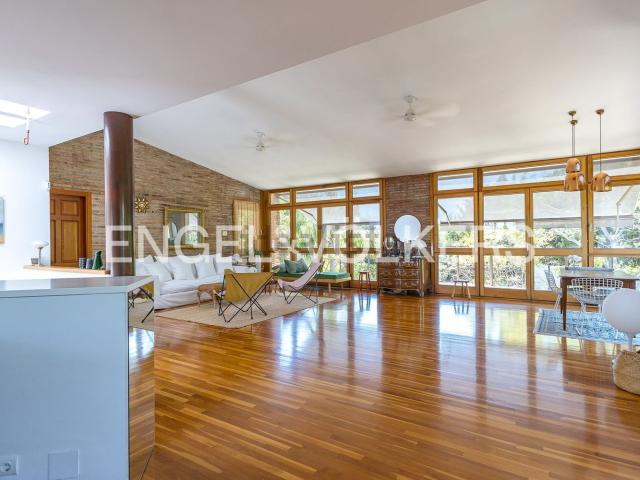Chalet, Vilanova i la Geltrú