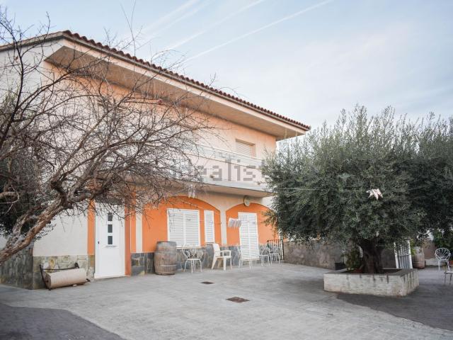 Chalet, Vilanova i la Geltrú
