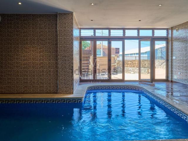 Chalet, Vilaboa