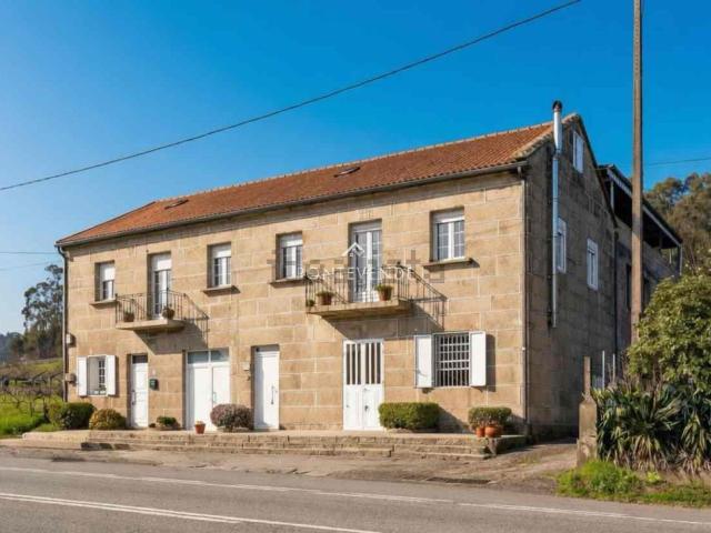 Chalet, Vilaboa