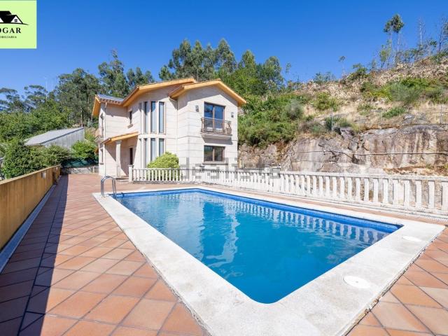 Chalet, Vilaboa
