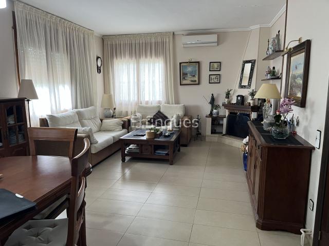 Chalet, Viladecavalls