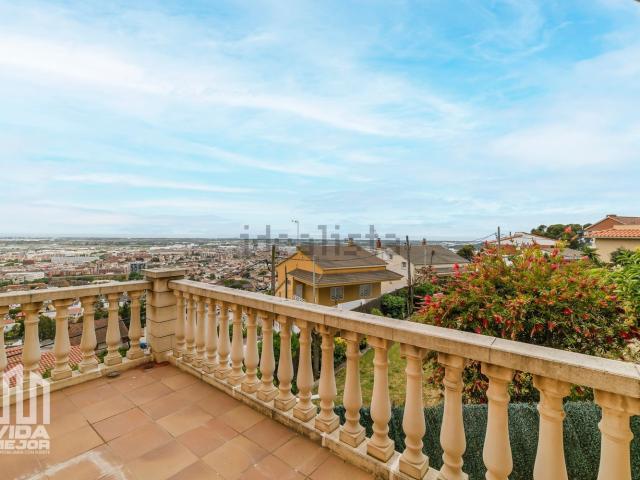 Chalet, Viladecans