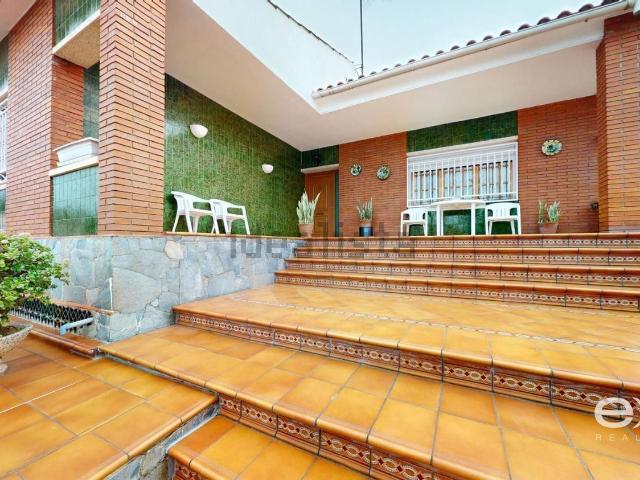 Chalet, Viladecans