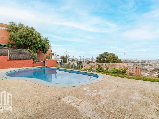 Chalet, Viladecans