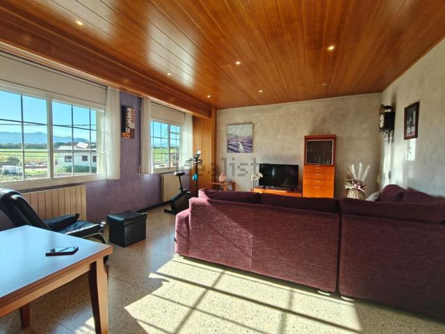 Chalet, Vilobi d&apos Onyar