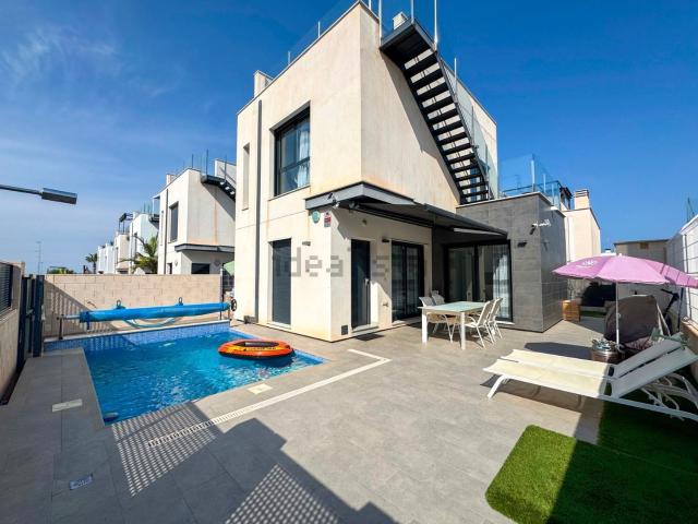 Chalet, Villamartín, Orihuela