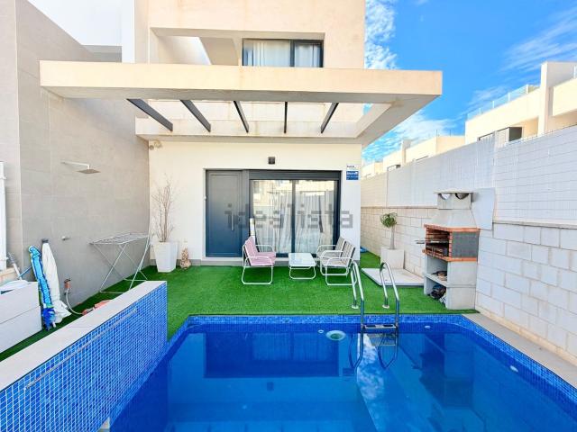 Chalet, Villamartín, Orihuela