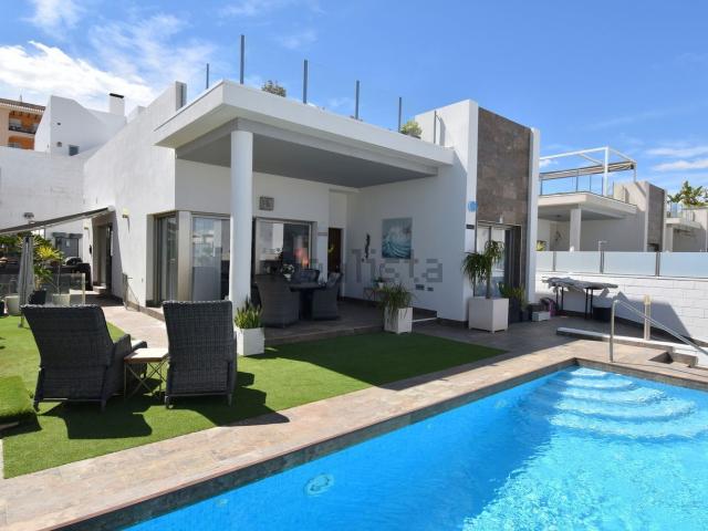 Chalet, Villamartín, Orihuela