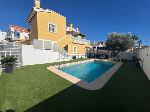 Chalet, Villamartín, Orihuela