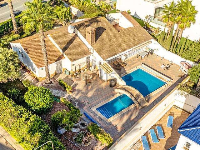 Chalet, Villamartín, Orihuela