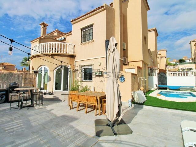 Chalet, Villamartín, Orihuela