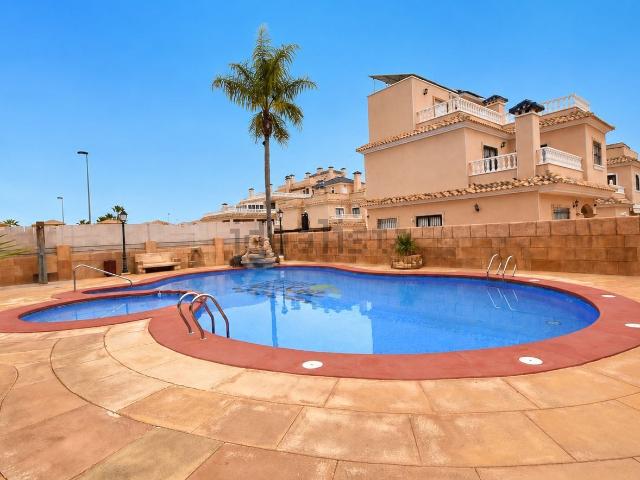 Chalet, Villamartín, Orihuela