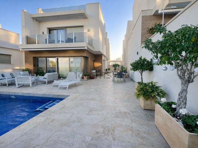 Chalet, Villamartín, Orihuela