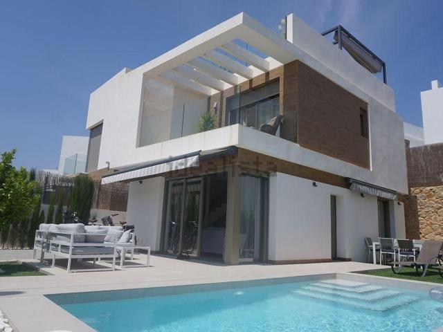Chalet, Villamartín, Orihuela