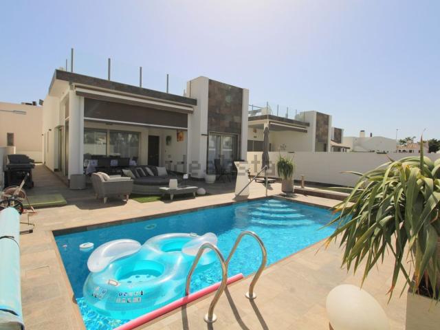 Chalet, Villamartín, Orihuela