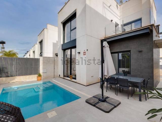 Chalet, Villamartín, Orihuela