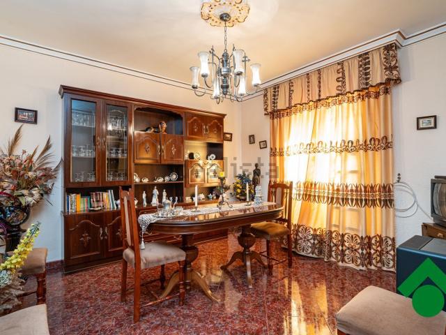 Chalet, Villanueva Mesia