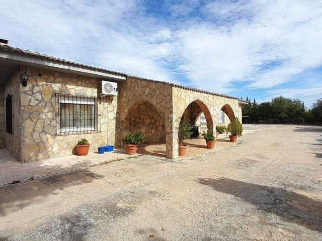 Chalet, Villena