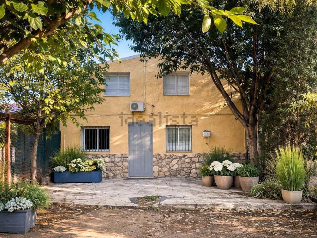 Chalet, Villena