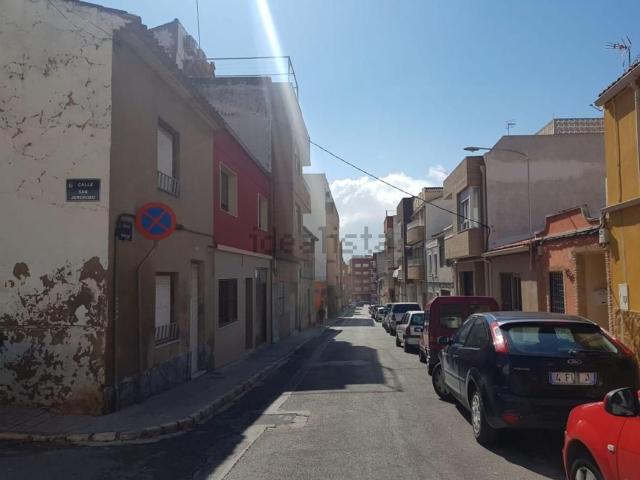 Chalet, Villena