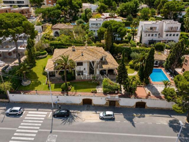 Chalet, Vistahermosa, Alicante / Alacant