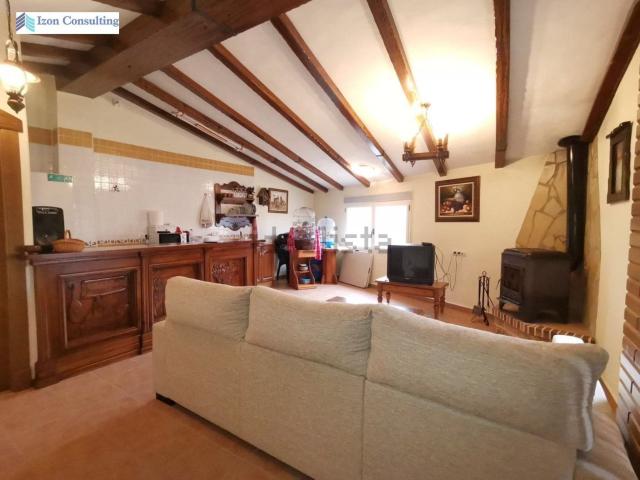 Chalet, Yeste