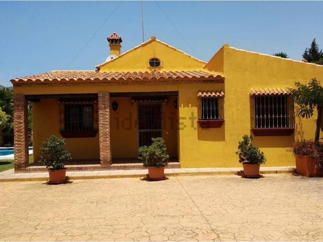 Chalet, Zona Calvario, Estepona