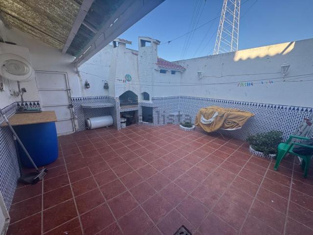 Chalet, Zona Ensanche Parque Santa Rosa, Castellón de la Plana / Castello de la Plana