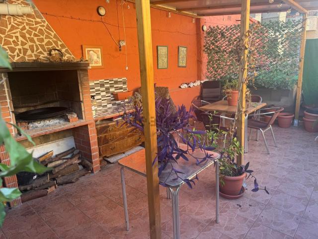 Chalet, Zona Estación Universidad, Castellón de la Plana / Castello de la Plana