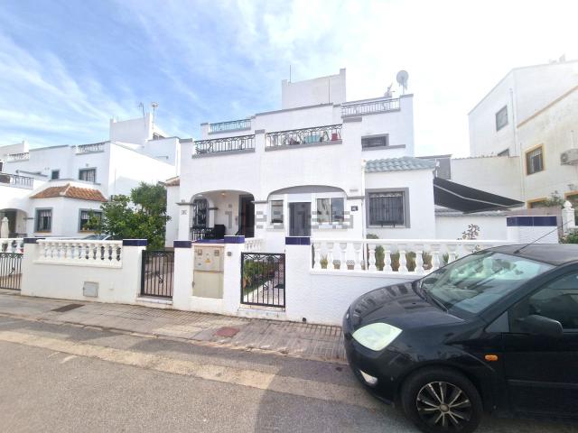 Chalet, Zona Lago Los Almendros, Orihuela