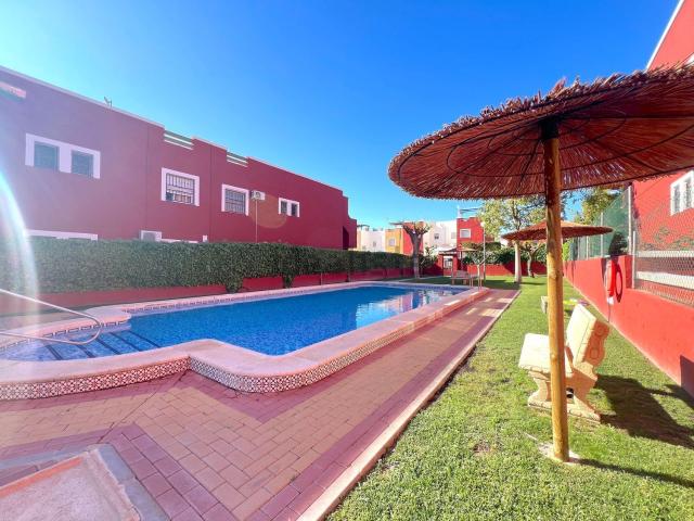 Chalet, Zona Lago Los Almendros, Orihuela