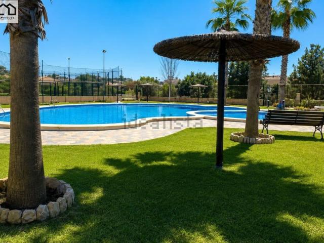 Chalet, Zona Lago Los Almendros, Orihuela