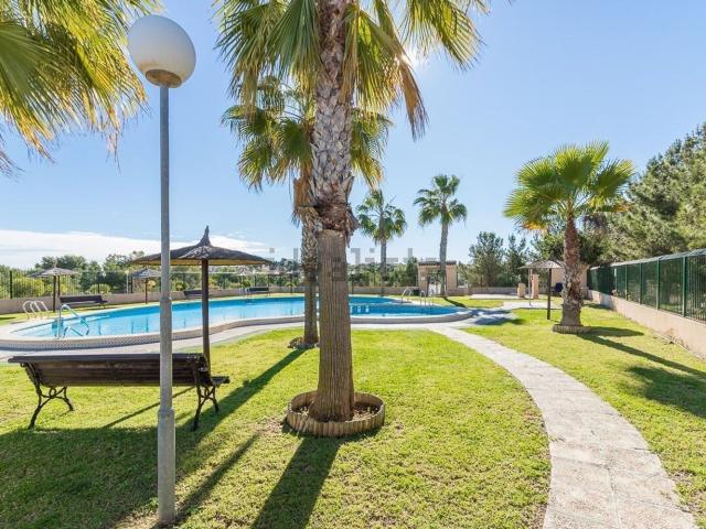 Chalet, Zona Lago Los Almendros, Orihuela